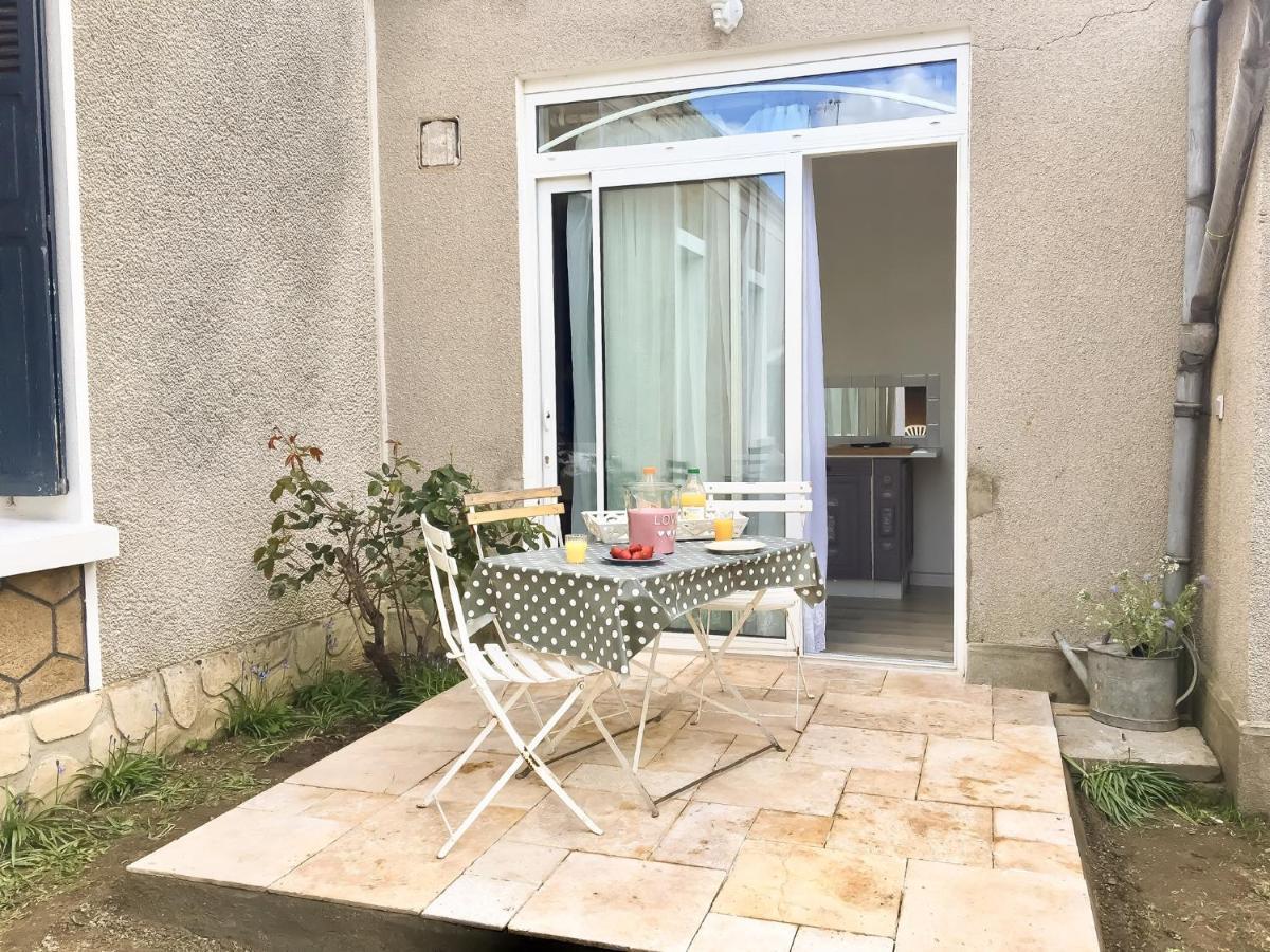 Maison De Ville Jardin 2Km De Tours Сен-Пьер-Де-Кор Экстерьер фото